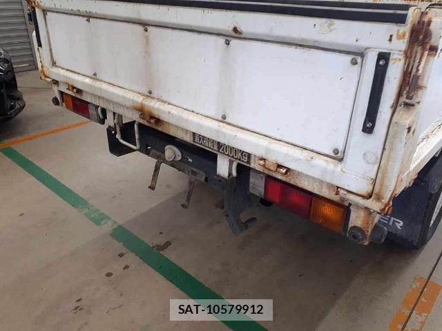 MITSUBISHI FUSO CANTER 2005-04 8816307-7