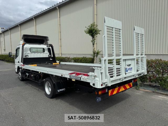 MITSUBISHI FUSO CANTER 2022-11 8817070-17