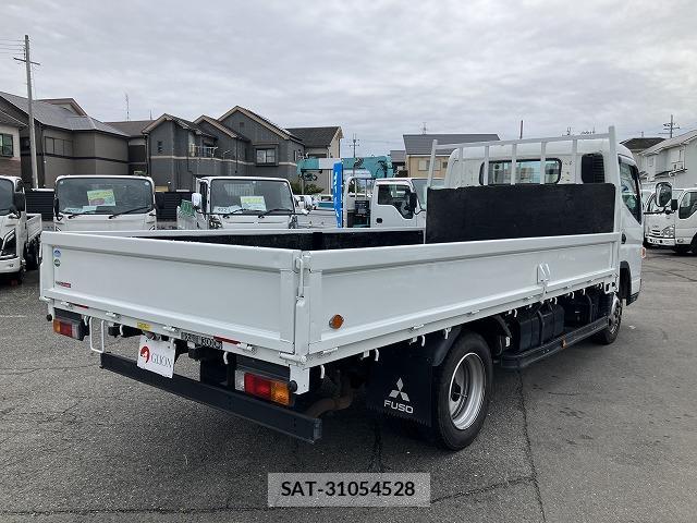 MITSUBISHI FUSO CANTER 2019-07 8817450-6