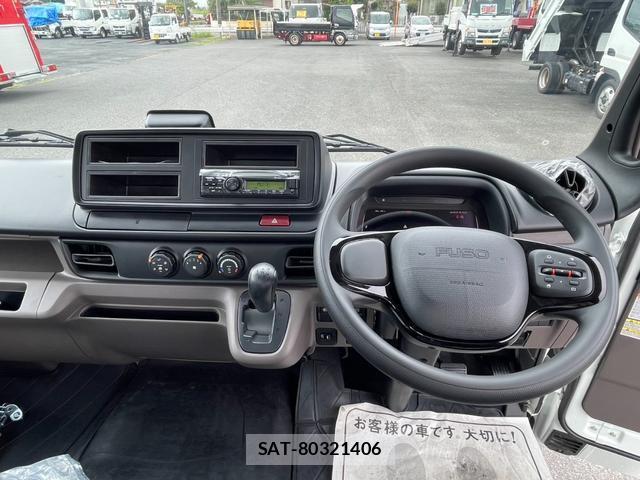 MITSUBISHI FUSO CANTER 2025-12 8817872-10