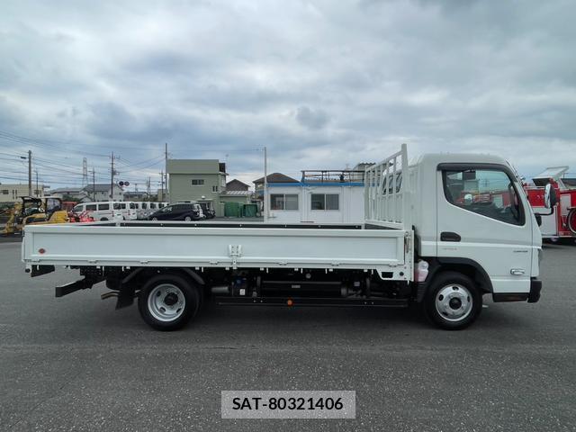 MITSUBISHI FUSO CANTER 2025-12 8817872-3