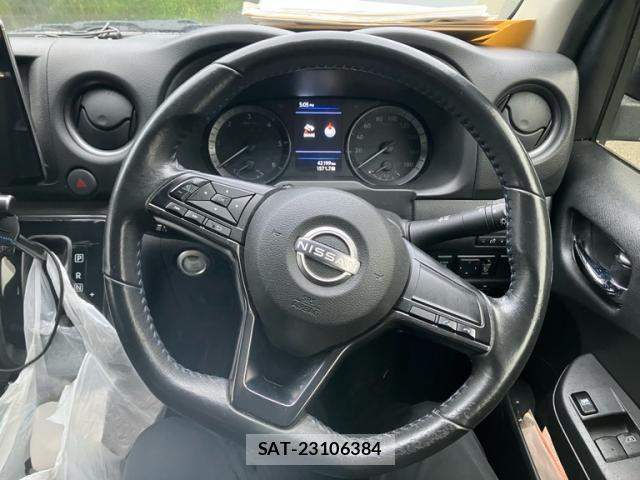 Nissan Caravan 2023-12 8812337-11