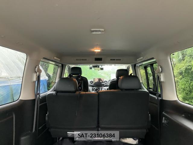 Nissan Caravan 2023-12 8812337-6