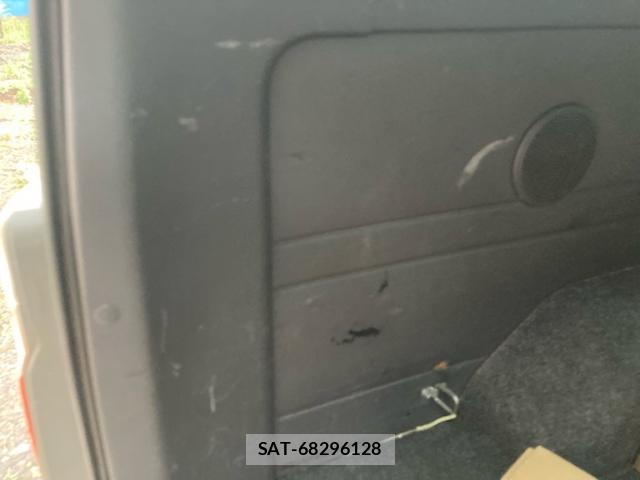 Nissan Caravan 2008-03 8812420-15