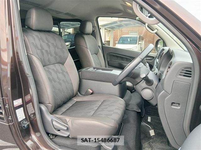 Nissan Caravan 2023-06 8812815-14
