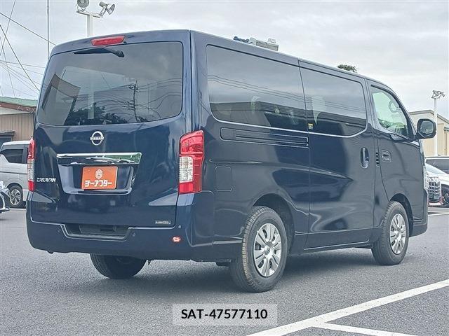 Nissan Caravan 2022-05 8812820-4