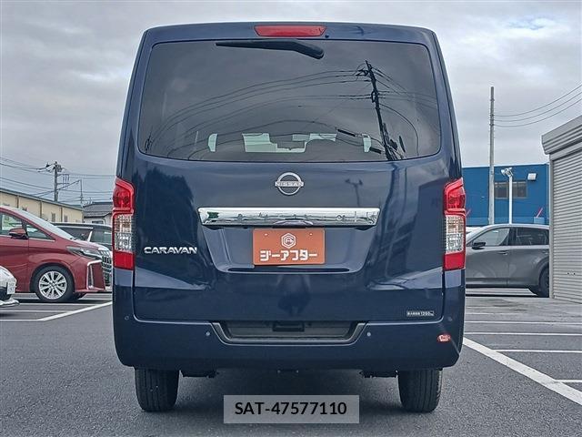 Nissan Caravan 2022-05 8812820-5
