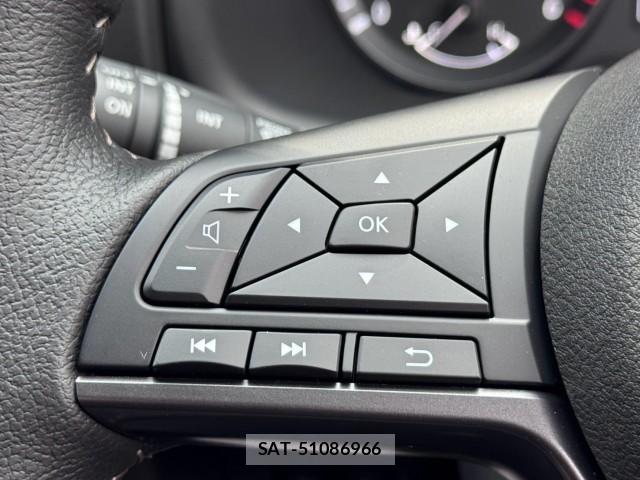 Nissan Caravan 2026-08 8815201-10
