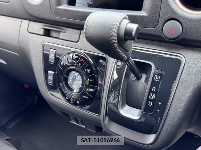 Nissan Caravan 2026-08 8815201-13