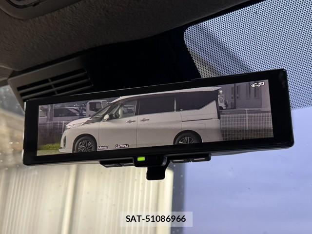 Nissan Caravan 2026-08 8815201-4