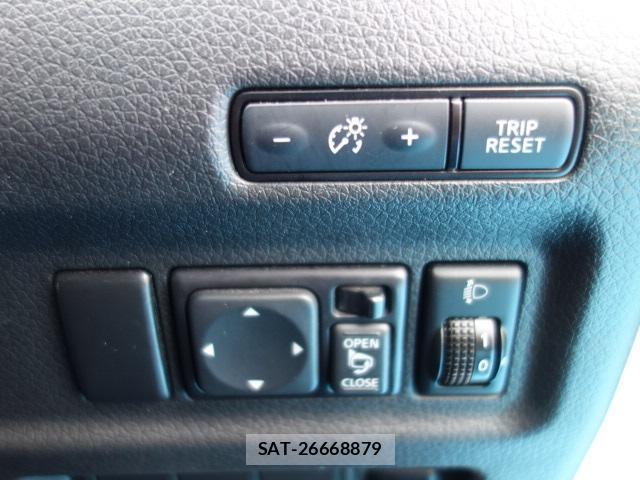 Nissan Caravan 2022-08 8815292-10