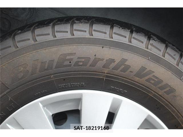 Nissan Caravan 2024-03 8815681-12