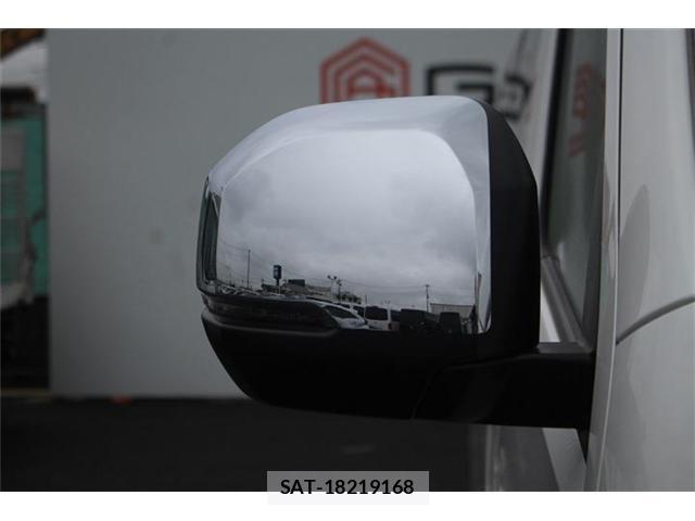 Nissan Caravan 2024-03 8815681-16