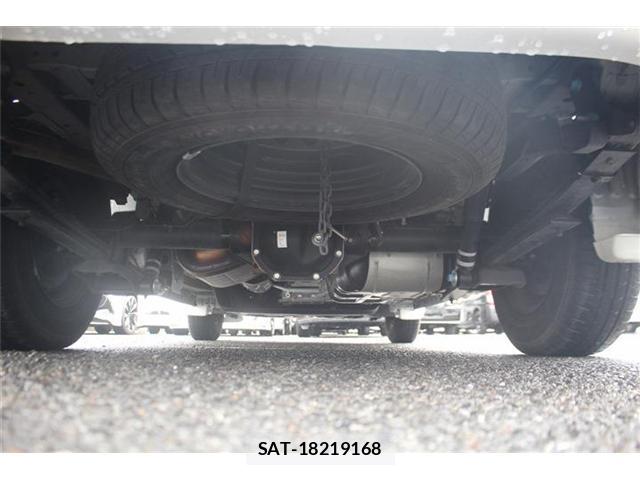 Nissan Caravan 2024-03 8815681-17