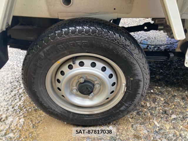 Suzuki CARRY TRUCK 2024-08 8812347-12