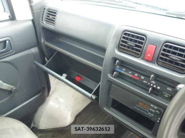 Suzuki CARRY TRUCK 2012-10 8815299-15