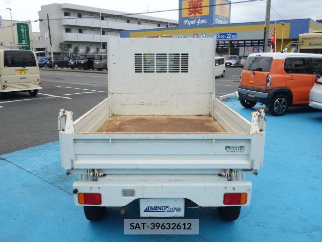 Suzuki CARRY TRUCK 2012-10 8815299-16