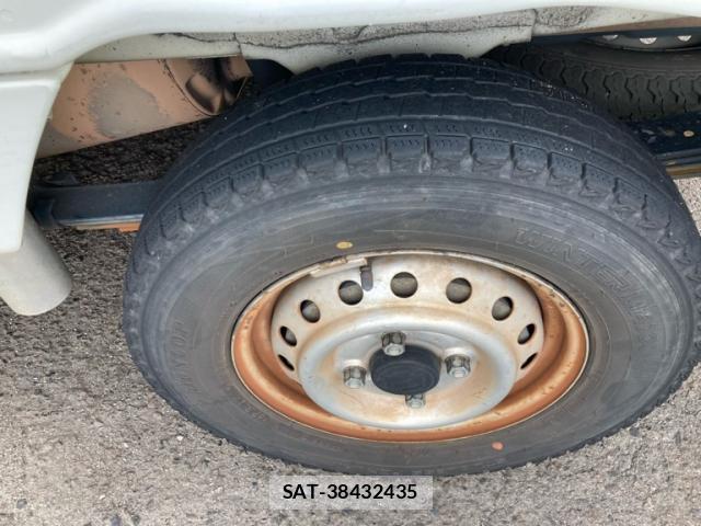 Suzuki CARRY TRUCK 2016-10 8815654-9