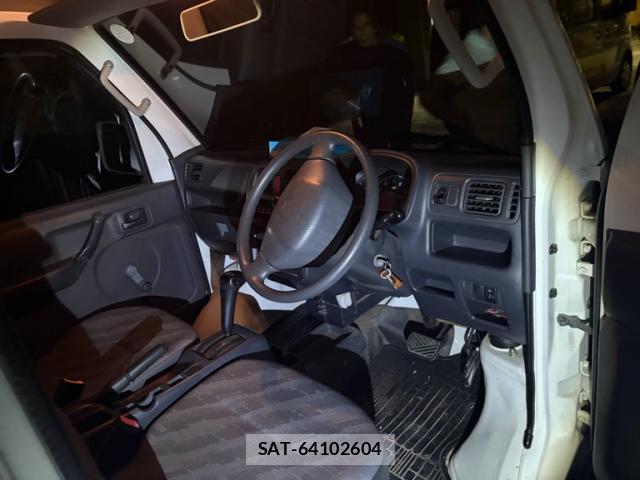 Suzuki CARRY TRUCK 2009-11 8816086-11