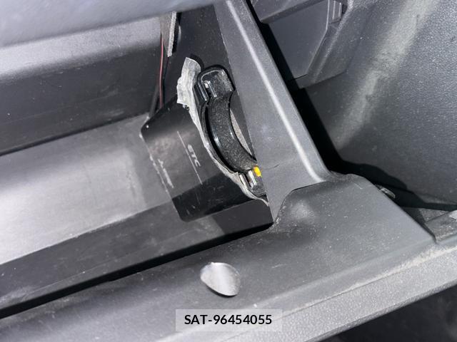 Daihatsu CAST 2015-09 8814411-6