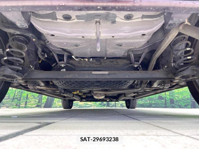 Daihatsu CAST 2015-12 8814602-18