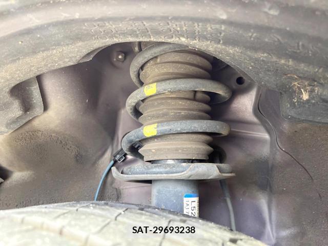 Daihatsu CAST 2015-12 8814602-19