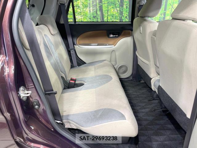 Daihatsu CAST 2015-12 8814602-8