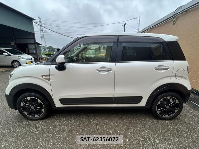Daihatsu CAST 2018-02 8815045-6