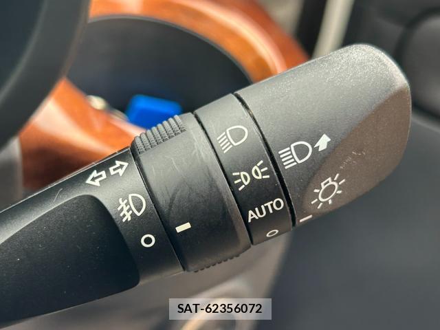 Daihatsu CAST 2018-02 8815045-9