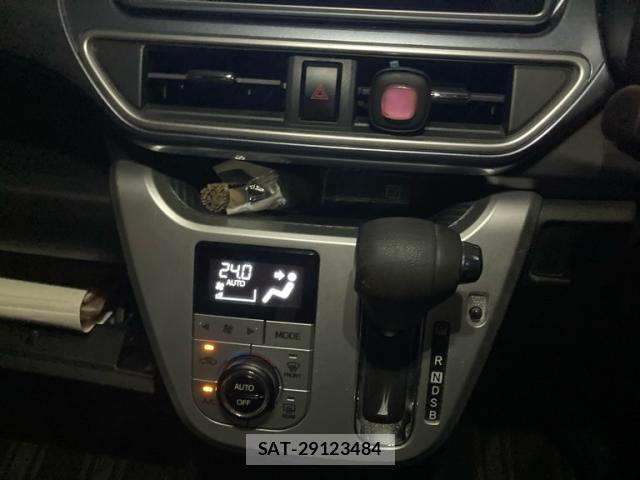 Daihatsu CAST 2016-02 8817719-17