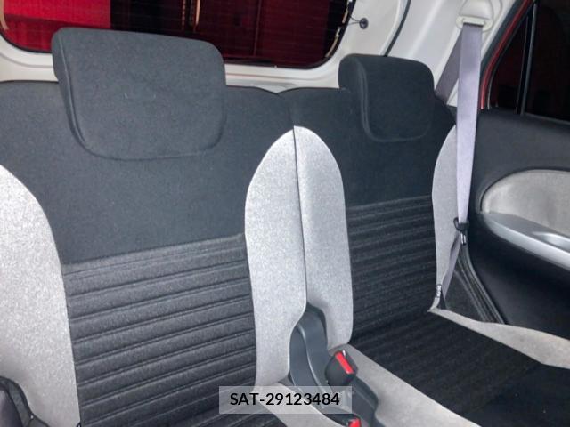 Daihatsu CAST 2016-02 8817719-19