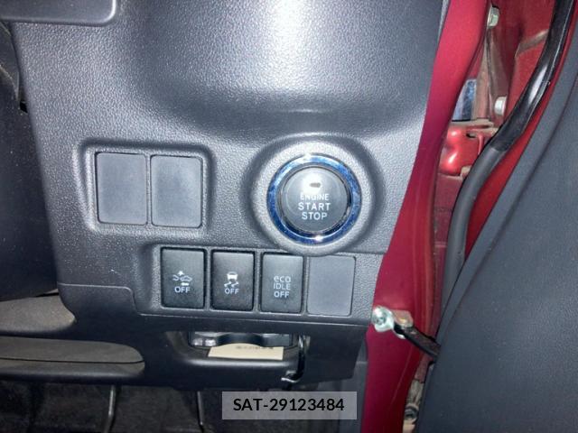 Daihatsu CAST 2016-02 8817719-8