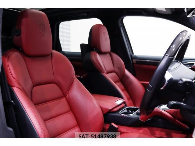 Porsche CAYENNE 2014-03 8812504-2
