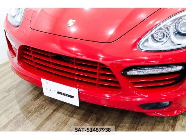 Porsche CAYENNE 2014-03 8812504-4