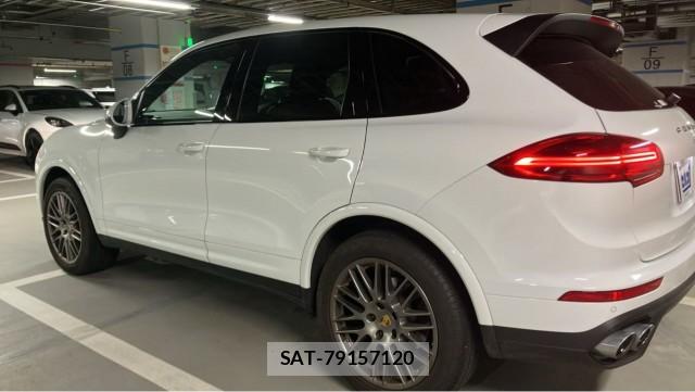 Porsche CAYENNE 2016-10 8815525-10