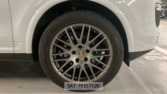 Porsche CAYENNE 2016-10 8815525-8