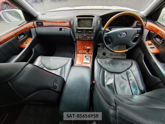 Toyota CELSIOR 2003-08 8812693-1