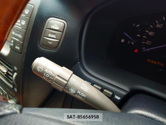 Toyota CELSIOR 2003-08 8812693-14