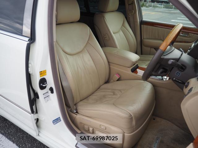 Toyota CELSIOR 2006-02 8814142-11