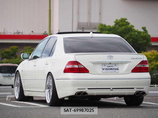 Toyota CELSIOR 2006-02 8814142-5