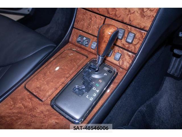 Toyota CELSIOR 2003-02 8817297-15