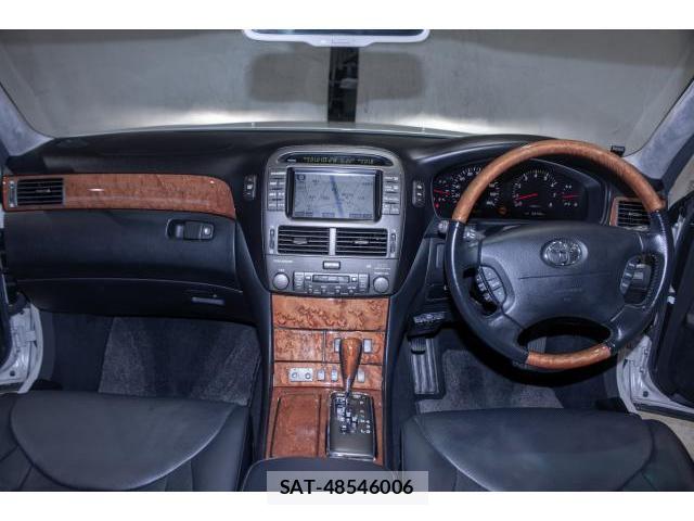 Toyota CELSIOR 2003-02 8817297-2