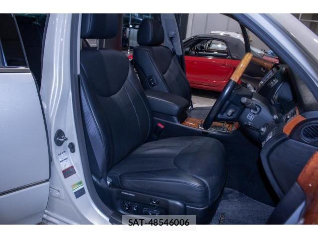 Toyota CELSIOR 2003-02 8817297-5