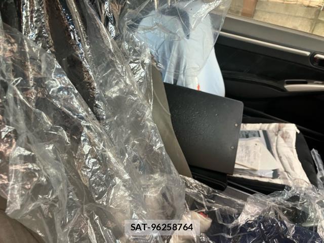 Honda CIVIC HYBRID 2010-08 8813352-9
