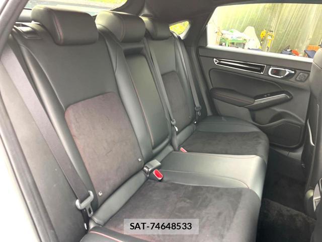 Honda CIVIC 2023-02 8812227-12
