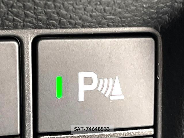 Honda CIVIC 2023-02 8812227-8