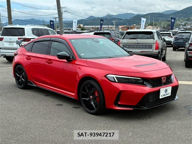 Honda CIVIC 2026-05 8812755-4