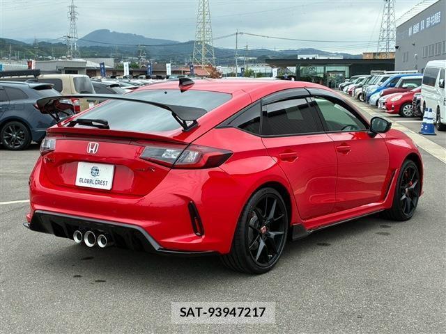 Honda CIVIC 2026-05 8812755-5