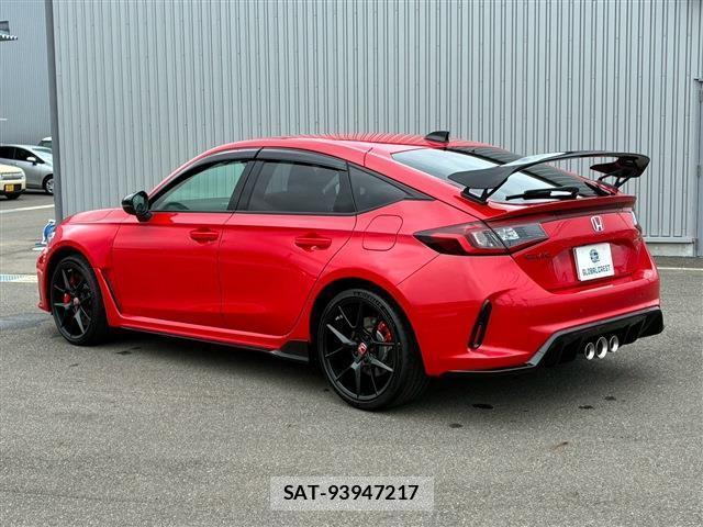 Honda CIVIC 2026-05 8812755-6