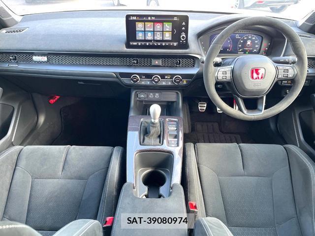 Honda CIVIC 2025-02 8814749-1